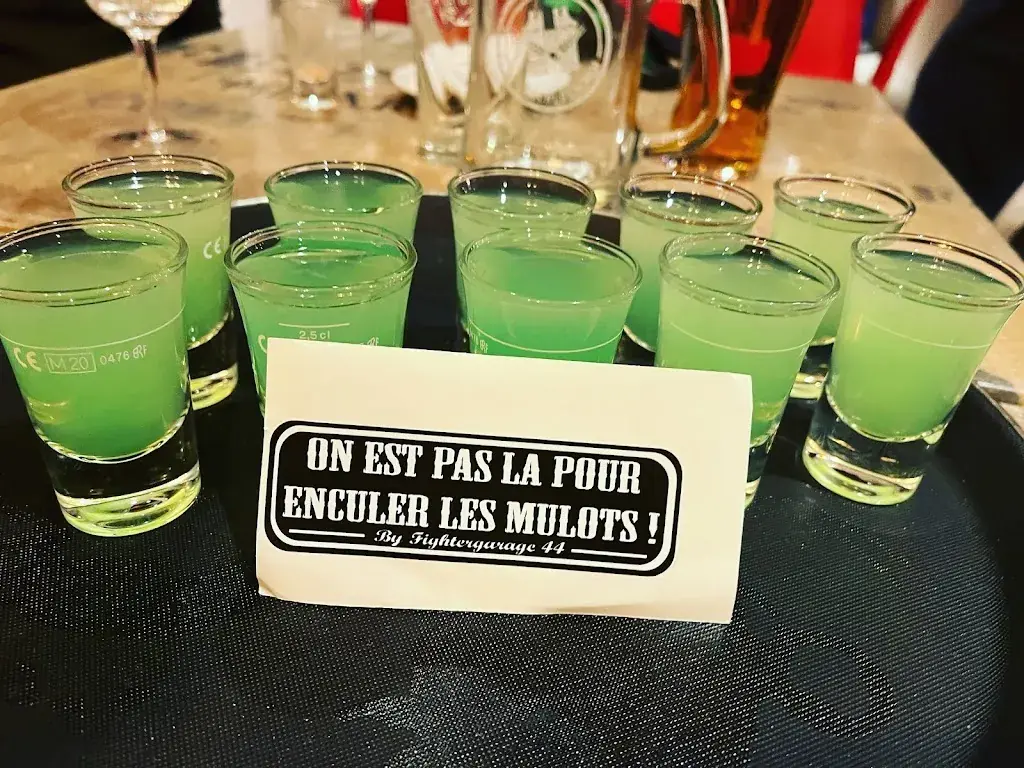 Barbara Charpentier_Bar le Topaze_Vicques_review