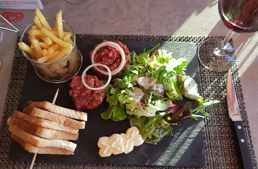 Restaurant La Nacelle_Delley-Portalban_slider_image_2