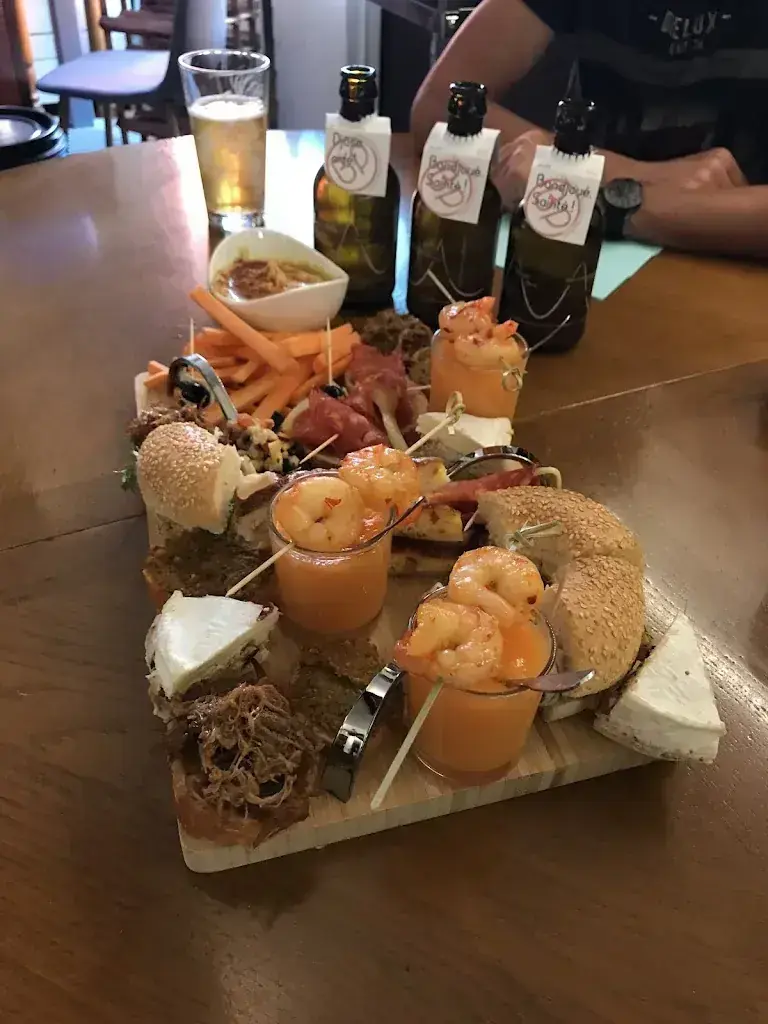 Maryline Hugot_Café Le Molière_Delémont_review