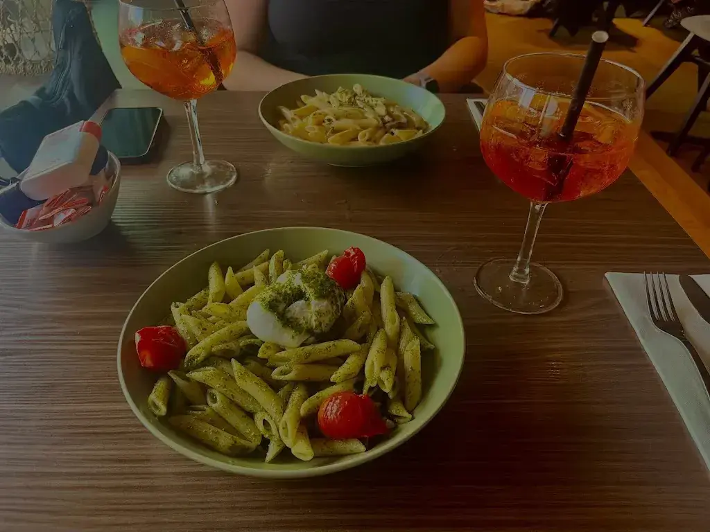 Klára Kludská_HOME Restaurant_Meyrin_review