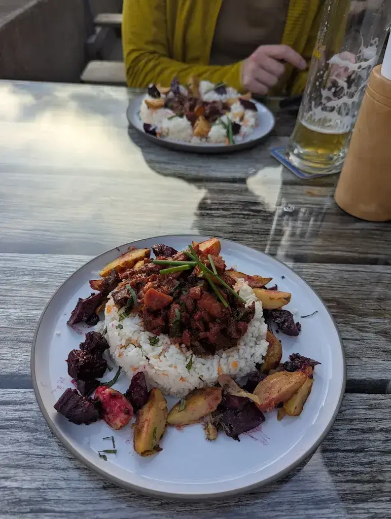 Jamila Harmouche_Chalet du Soldat_Jaun_Bewertung