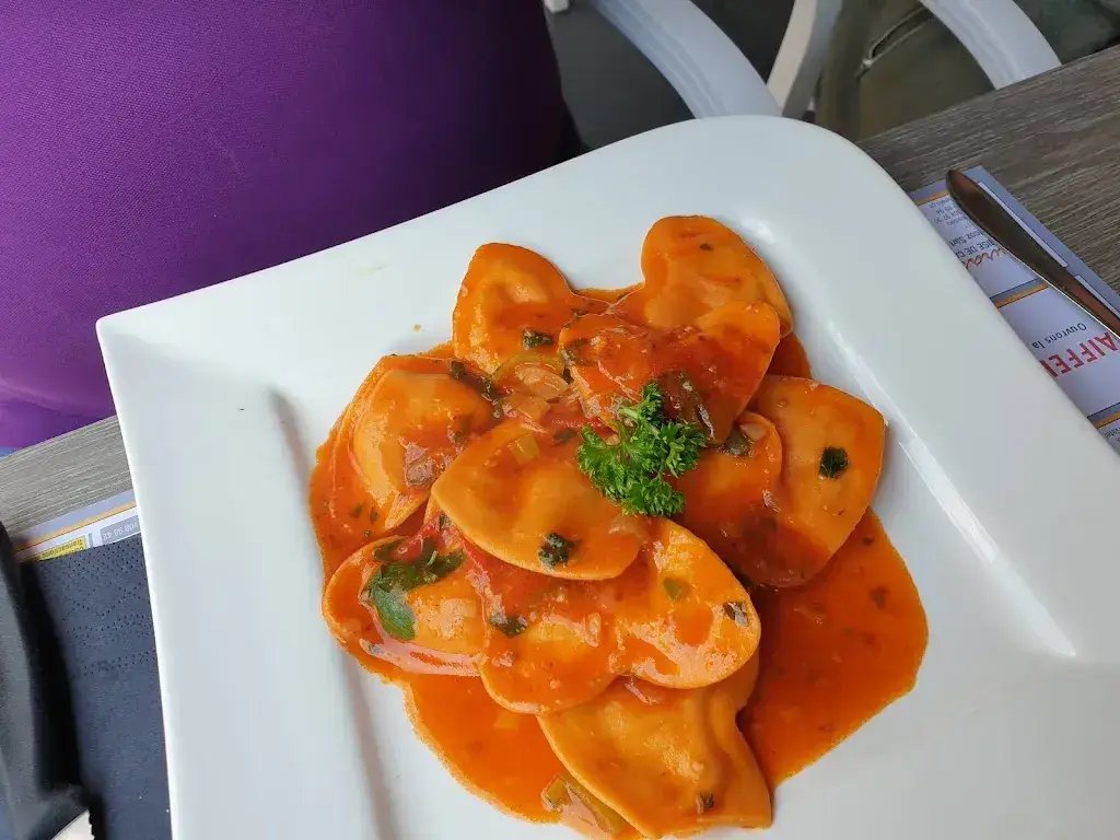 Menu_Pizzeria La Corona Sarl_Bassecourt_image_6