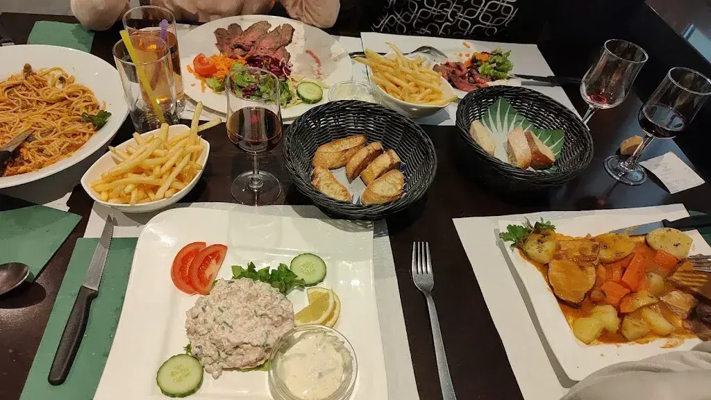 Menu_Pizzeria La Corona Sarl_Bassecourt_image_7