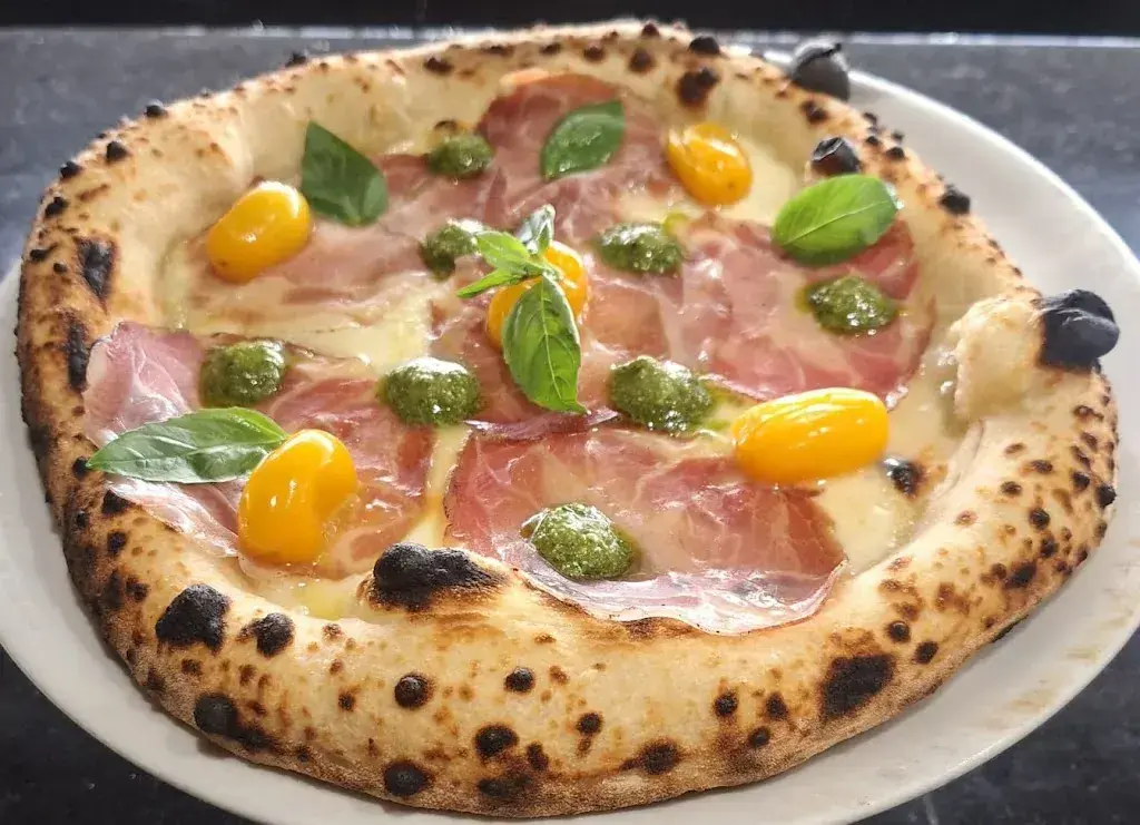 Spizzi Pizza_Fribourg_slider_image_1