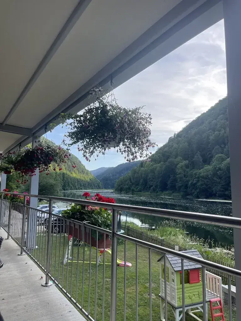 Ernestine Bellamy_Restaurant de la Goule_Le Noirmont_review