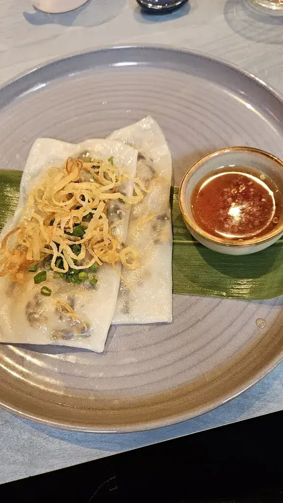 Giulio Loforese_Chez Ginette bistro viet_Fribourg_review