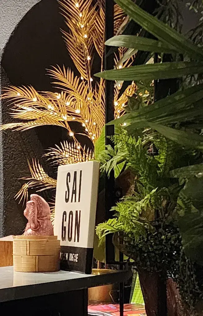 Tom van Herzeele_Chez Ginette bistro viet_Fribourg_review