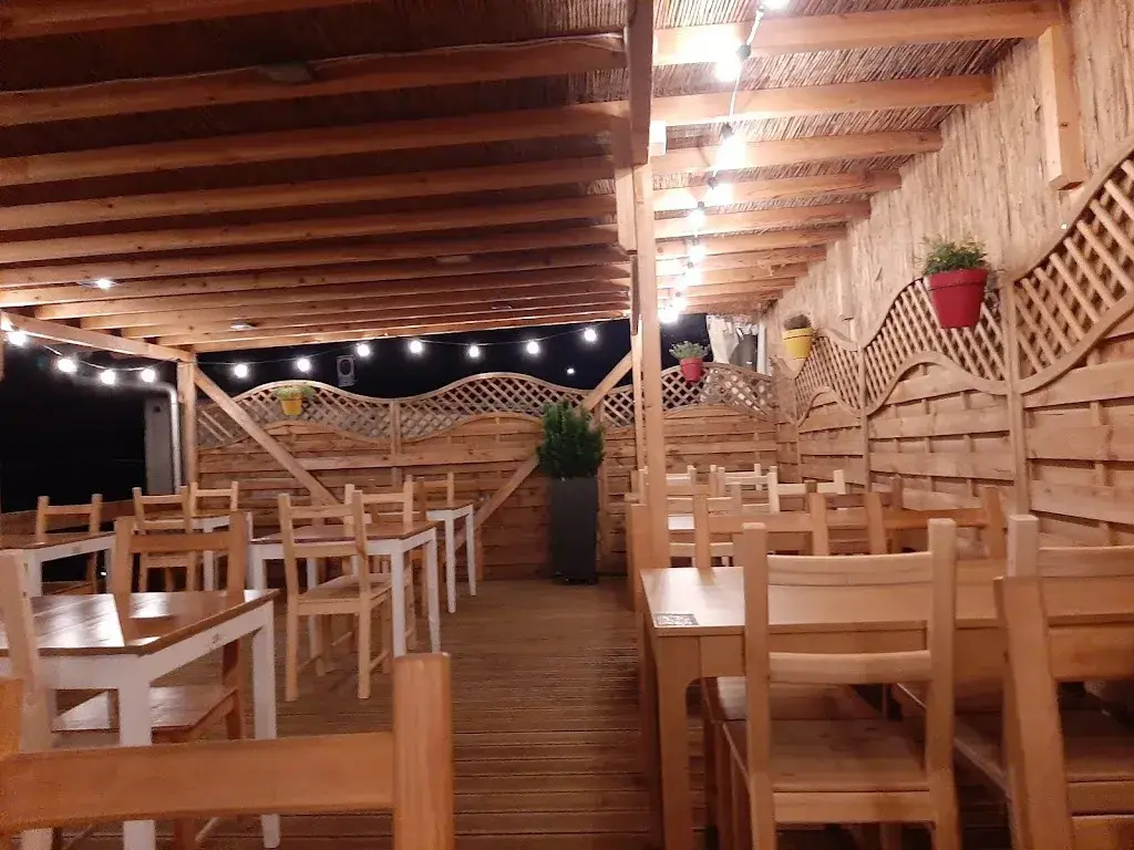 Patchou_Le Cheval Blanc Chez Paco_Alle_review