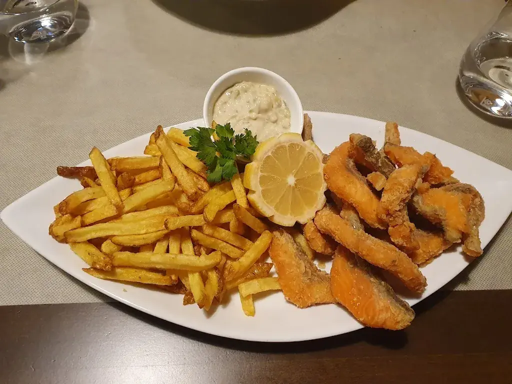 Sarah Quiquerez_L'Imprimerie café brasserie_Fontenais_recensione