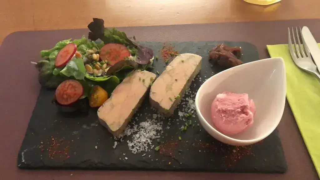 Simon Colliss_Hôtel-Restaurant Bellevue_Porrentruy_review