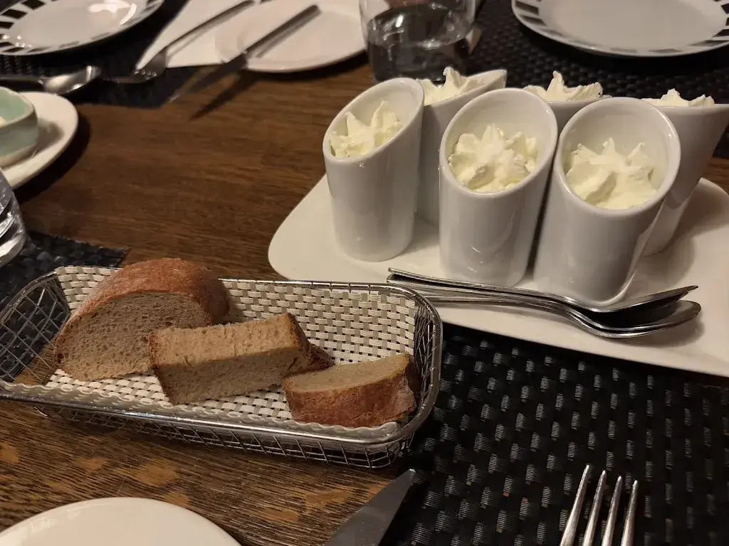 Pitchada J_Edelweiss_Liechtenstein_review