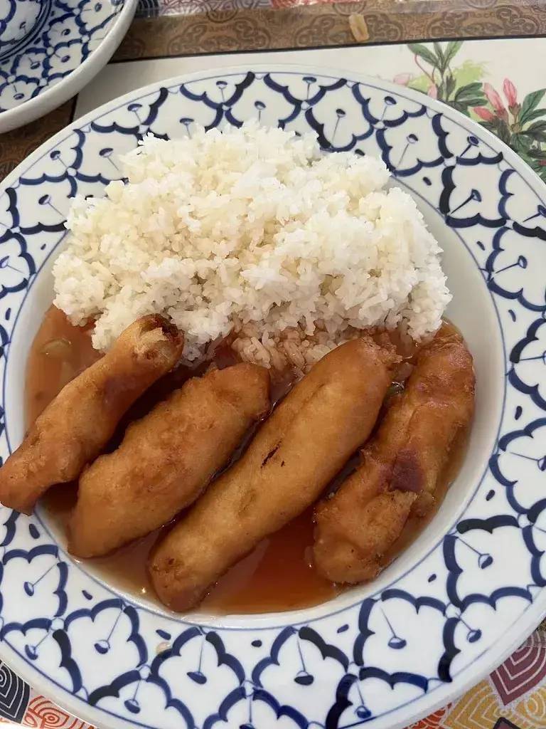 Johan Bastiaens_Ha Long_Liechtenstein_review