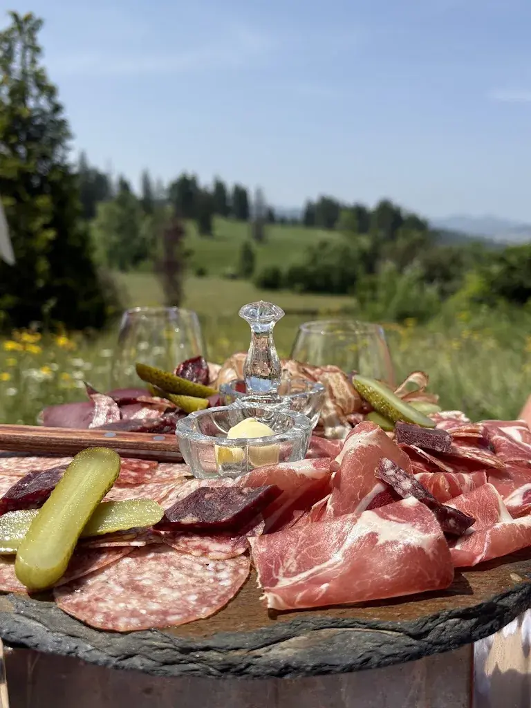 Bastien_Auberge du Mont-Cornu_La Chaux-de-Fonds_review