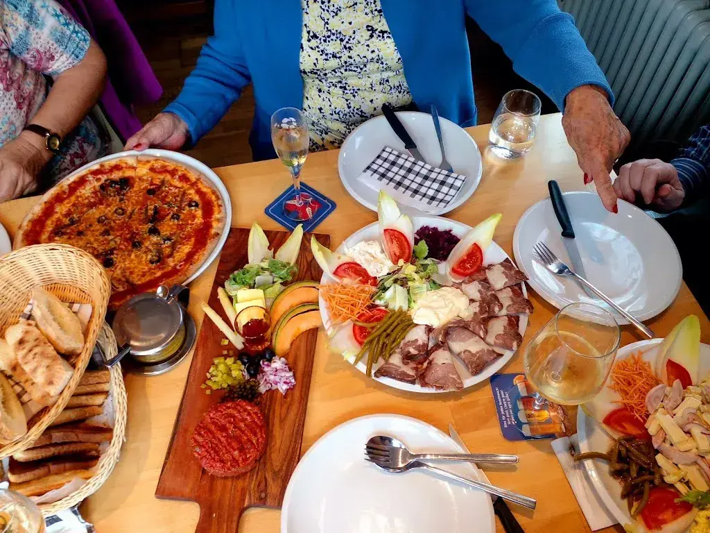 Menu_Restaurant Inn Friede_Eschenz_immagine_3