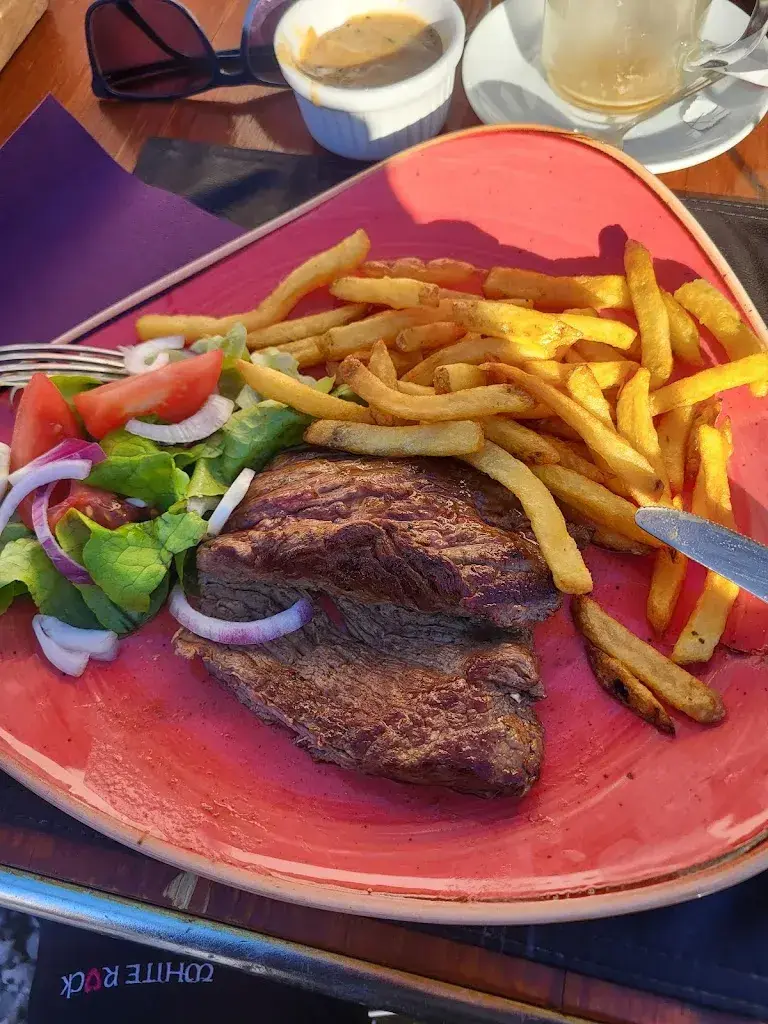 M J_Restaurant Le Baryon_France_recensione