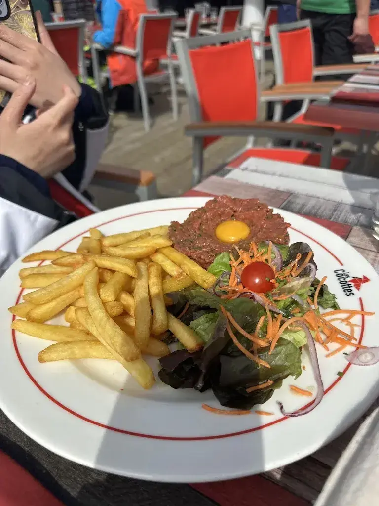 Molly Guo_Les Cocottes_France_recensione