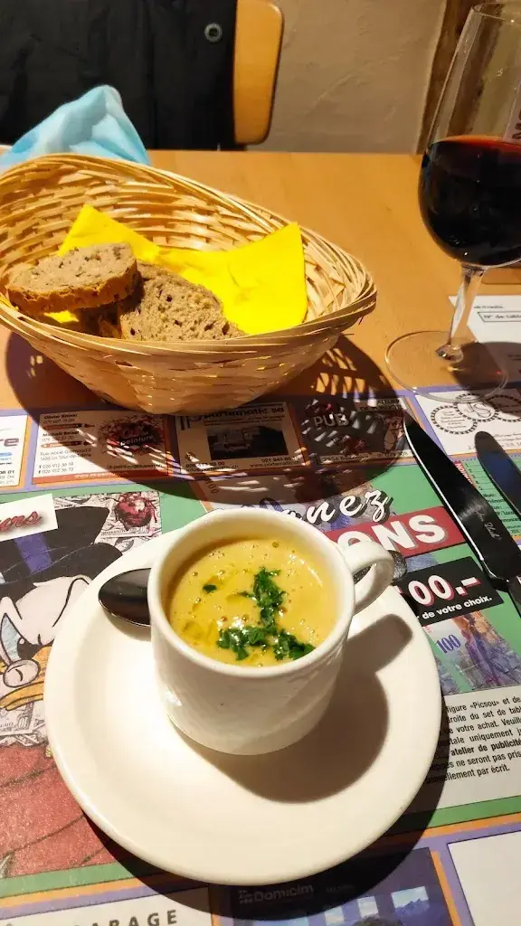 fluffy pancakes_Hôtel Restaurant St-Georges_Romont_review