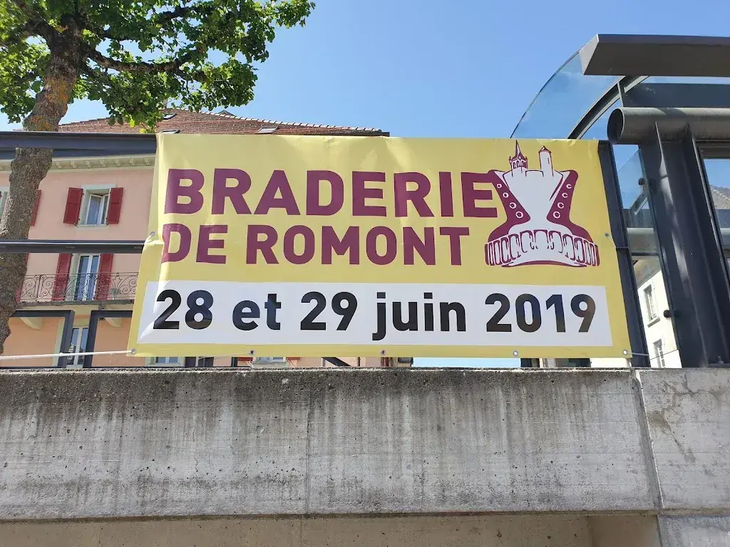 Jobé Robert_Escale_Romont_review