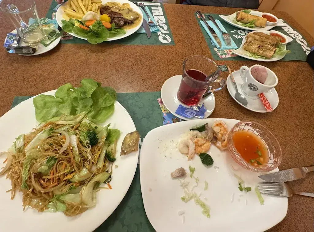 KL_Ha Long Bay Restaurant_Romont_avis