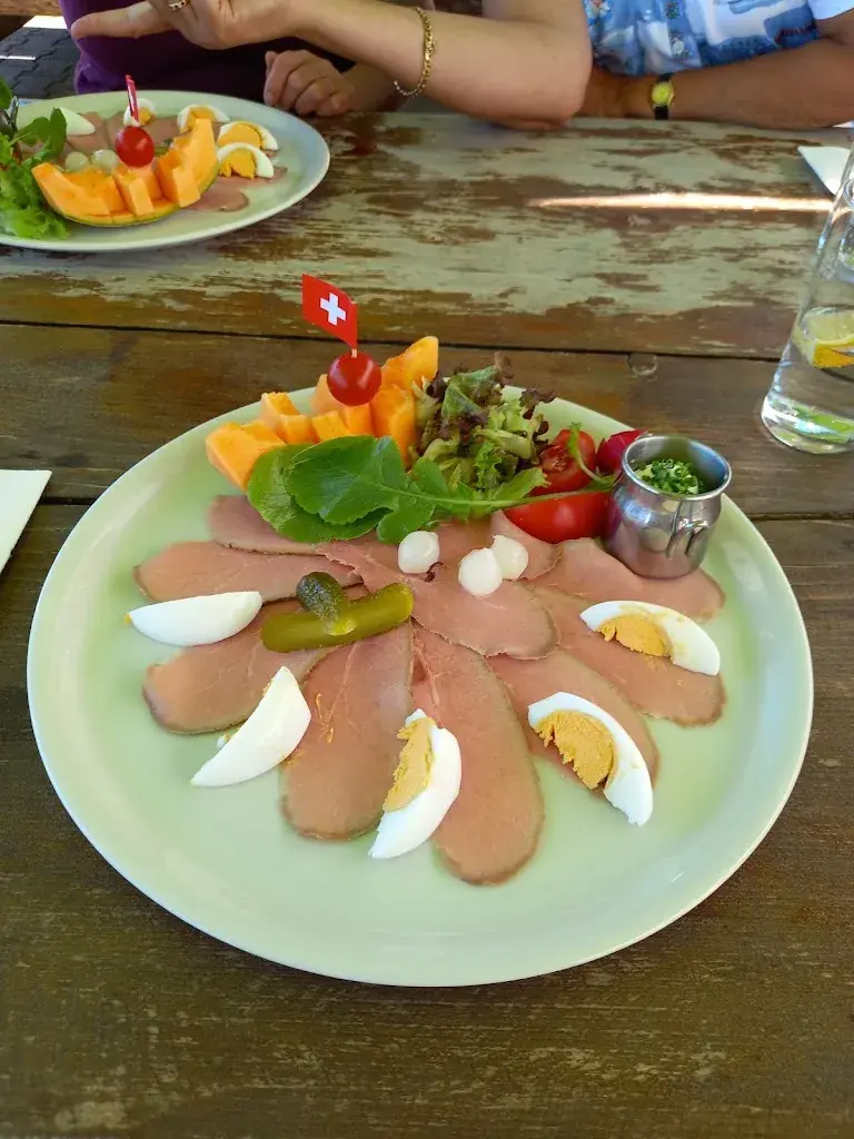 Menü_Hôtel Restaurant La Werdtberg_Reconvilier_Bild_8