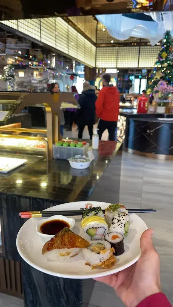 Lady Nawar_Wok Palais Royal Restaurant_Bulle_review