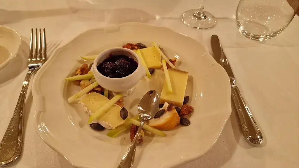 Menu_Restaurant du Cheval Blanc_Les Pommerats_image_3