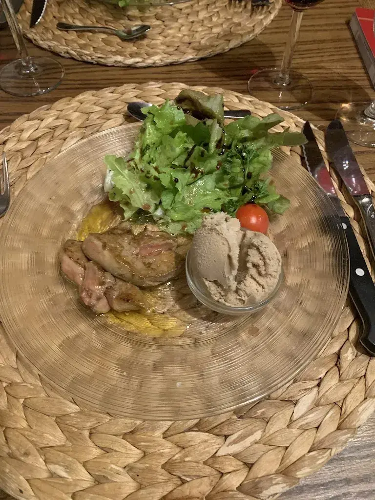 Lucas Blanc_Le Sauvage_Semsales_review