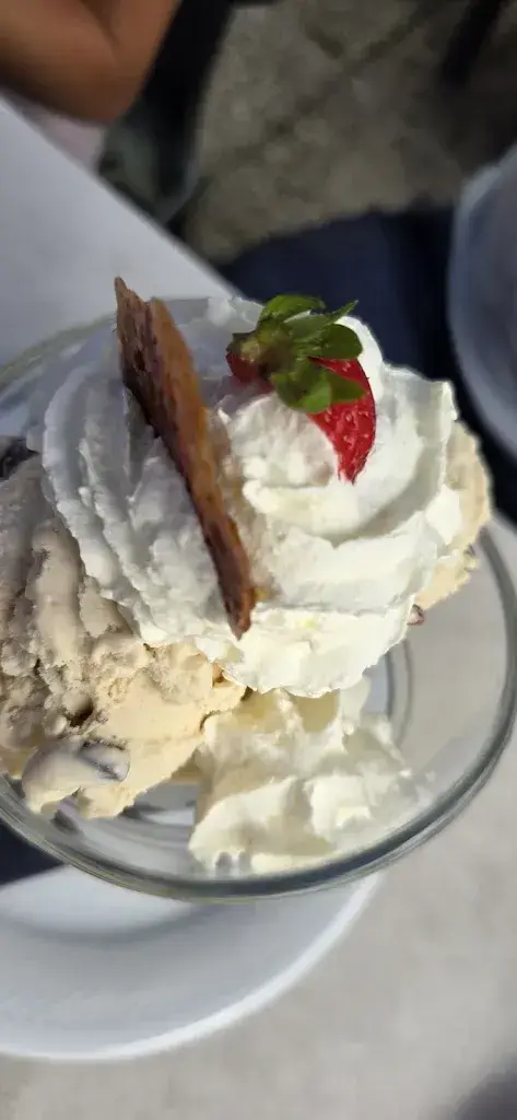 Oli Schibli_Café Restaurant de la Poste_Saignelégier_Bewertung