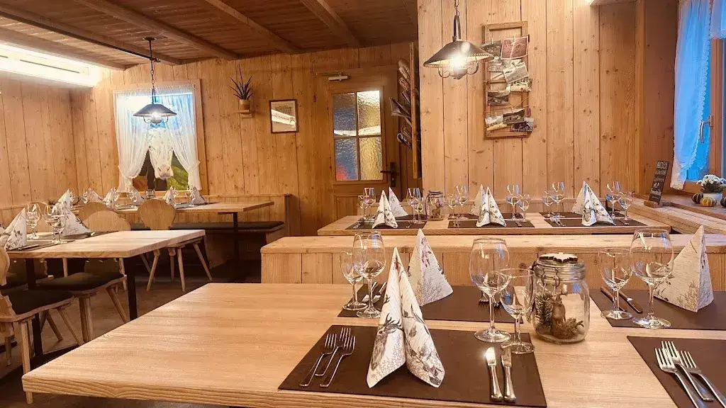 Unterlauelenalpwirtschaft_Hergiswil_slider_image_1