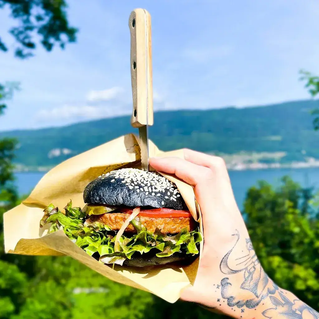 Seepintli_Sutz-Lattrigen_menu_image_1