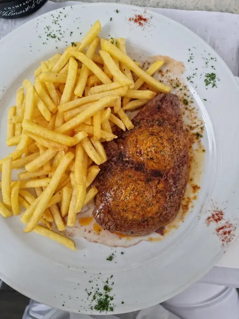 Restaurant Nepomuk_Dornach_slider_image_2