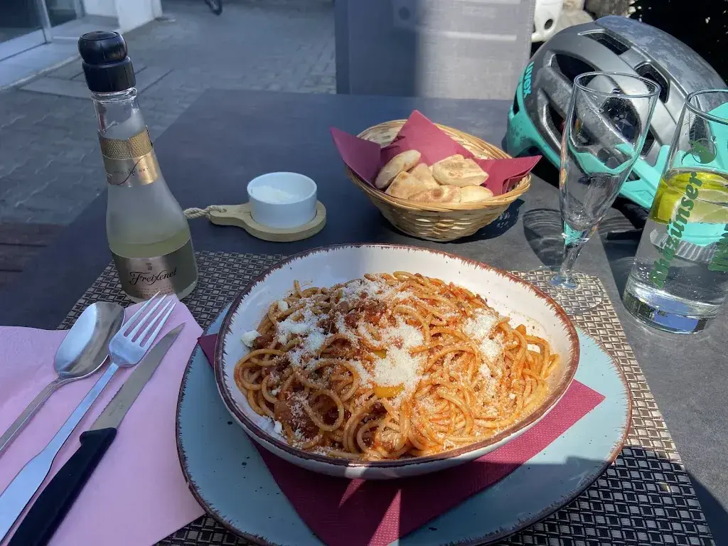 Claire Beck_Pizzeria Ins & Bistro 10_Ins_reseña