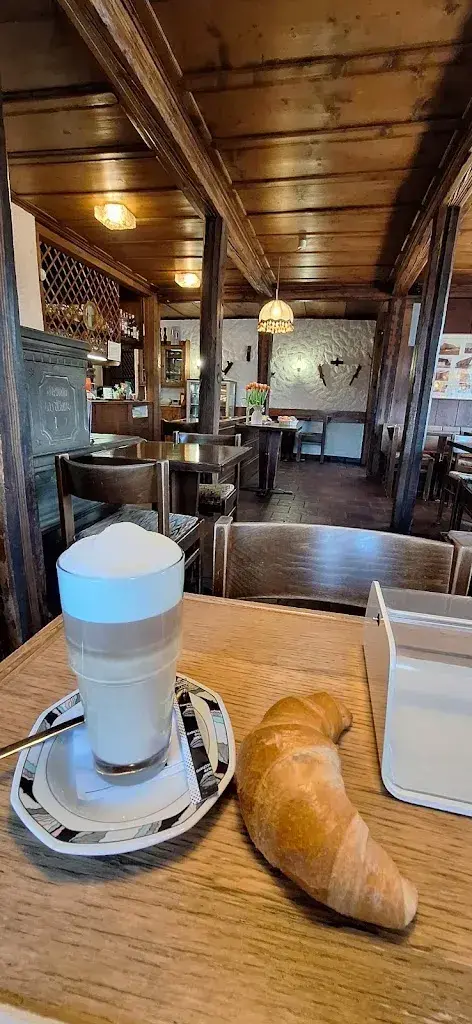 Wagnerstübli restaurant à Müntschemier