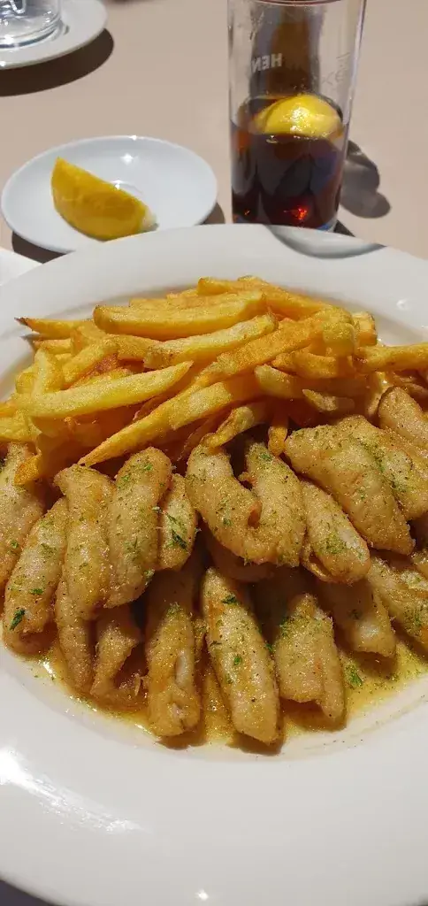 Julien_Hôtel Restaurant Cave Bel-Air_Bas-Vully_review