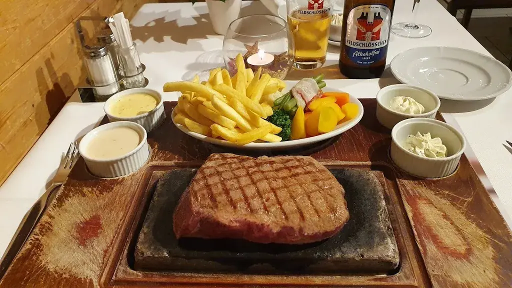 Schori's Bahnhof_Wiler bei Utzenstorf_slider_image_2