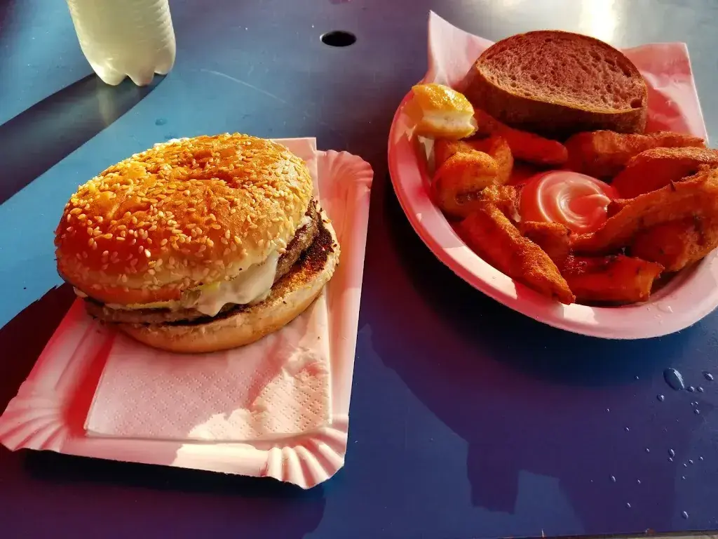 Menü_BISTRO BAR -LA BODEGA_Lüscherz_Bild_4