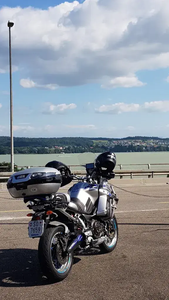 Thomas Eberhart_See-Café Alfermee by Maria & Luisa Traiteur_Tüscherz-Alfermée_reseña