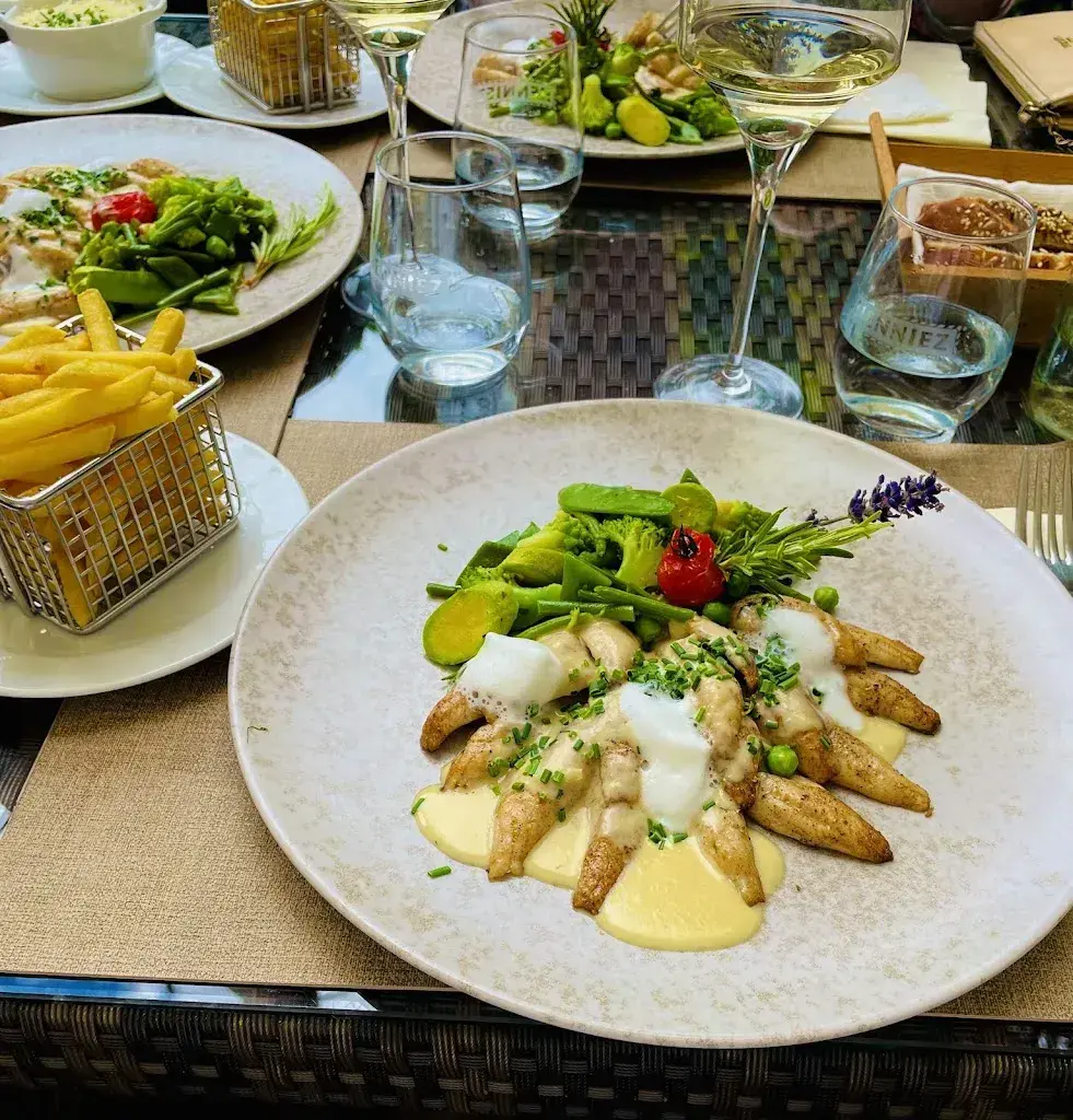 Restaurant du Jura_Chevroux_slider_image_3