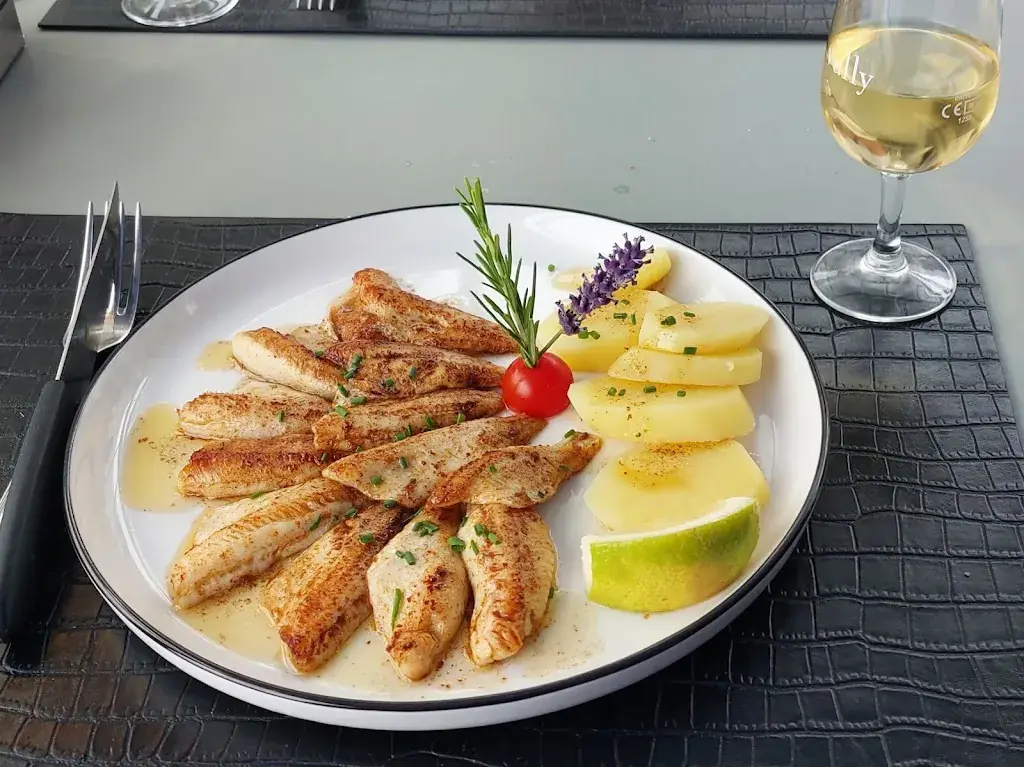 Christine Kool van Langenberghe_Restaurant Des Garinettes_Vallamand_review