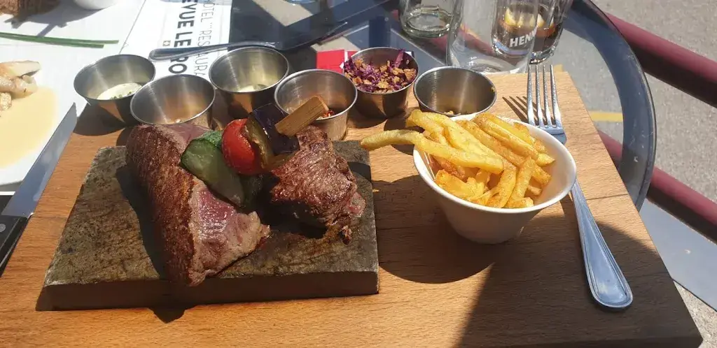 Menu_Restaurant Bellevue le Rocheray_Sentier_image_4