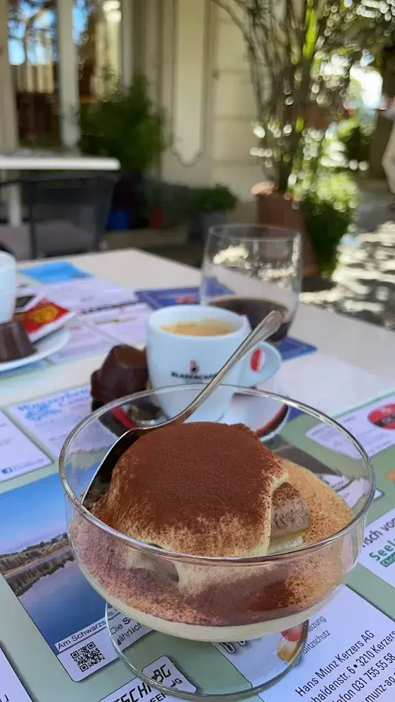 Roman Schmutz_Hotel Restaurant Bahnhof - Fam. Bilic - Müntschemier_Müntschemier_avis