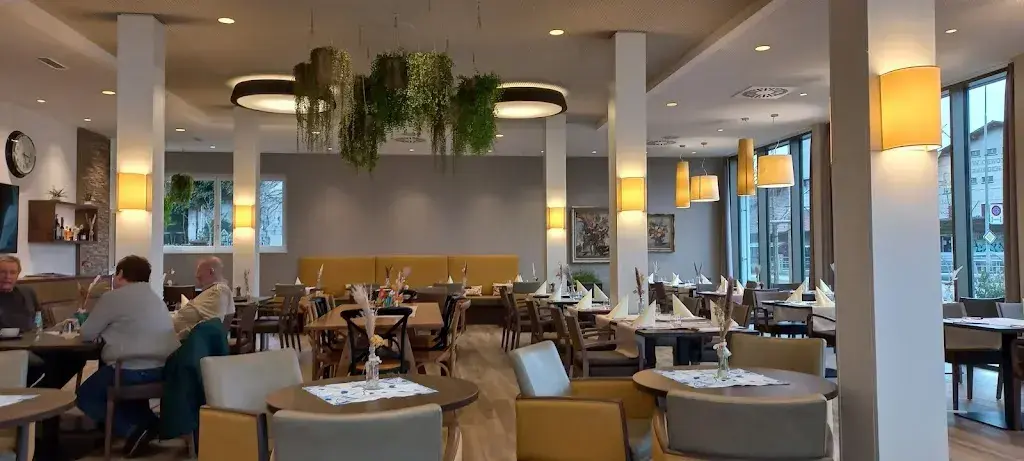 B. Friedli_Ahorn Restaurant & Café_Bätterkinden_review