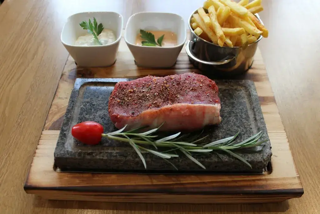 Menu_Restaurant & Pizzeria Sternen Lohn-Ammannsegg_Lohn-Ammannsegg_image_9