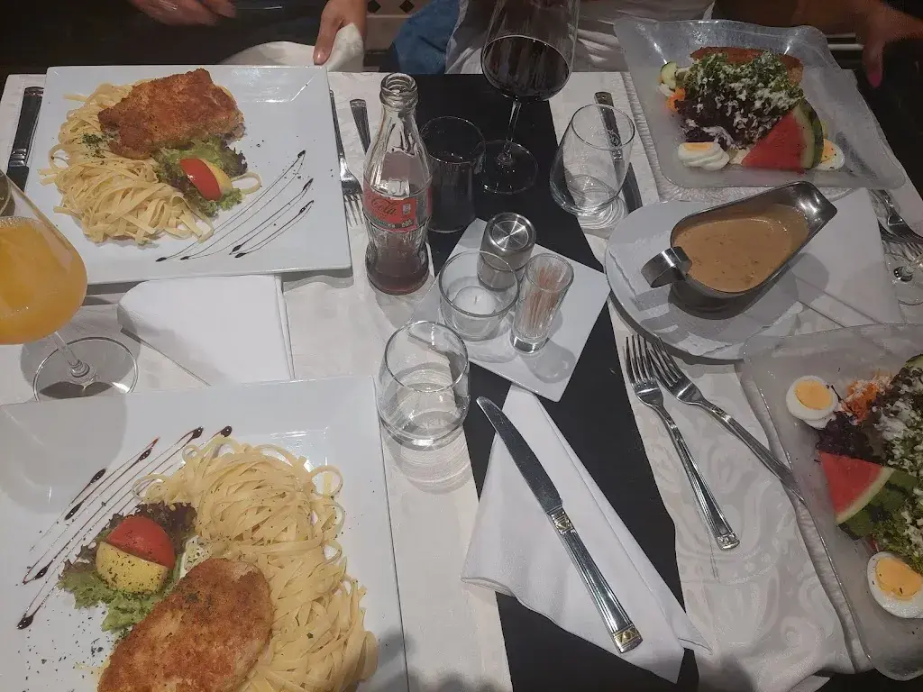 Nikhil_Restaurant Höfli_Aarburg_avis