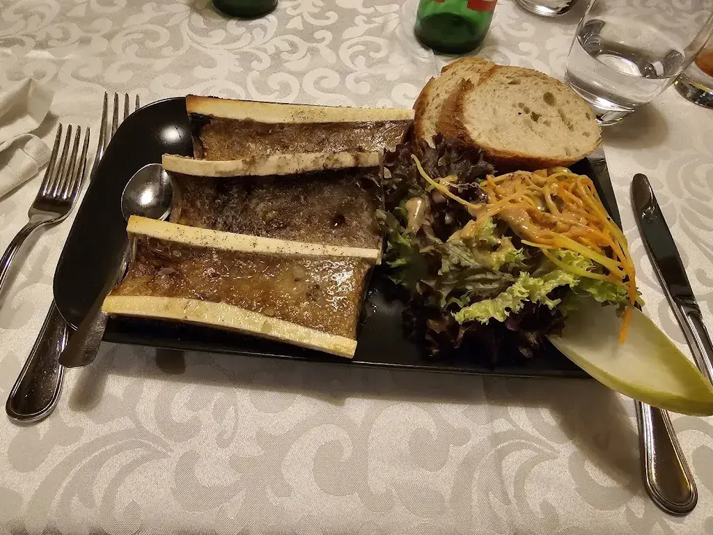 Menü_Hôtel-Restaurant du Chasseur_Enges_Bild_7