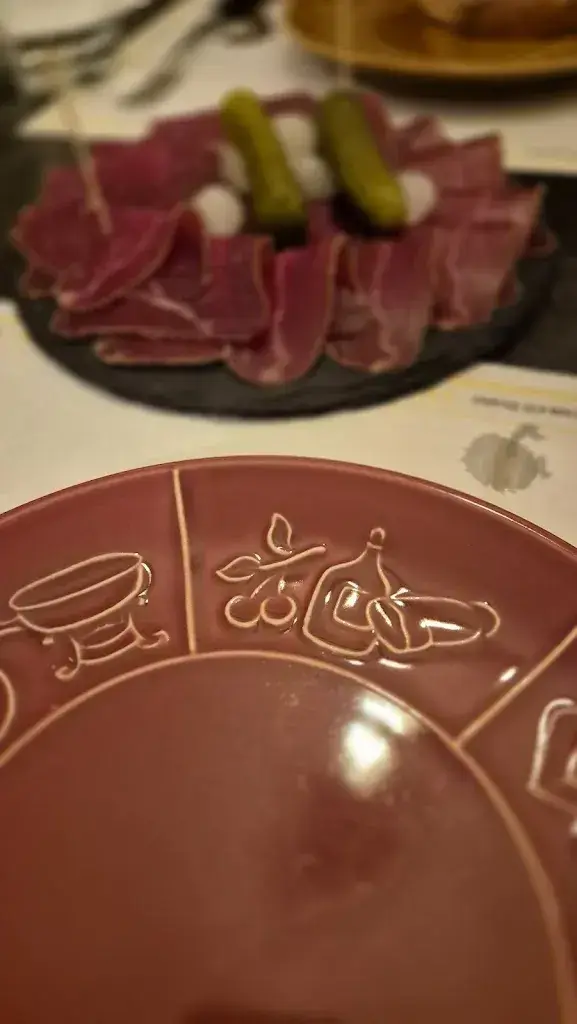 David van dyk_Le Montagnard_St Blaise_review