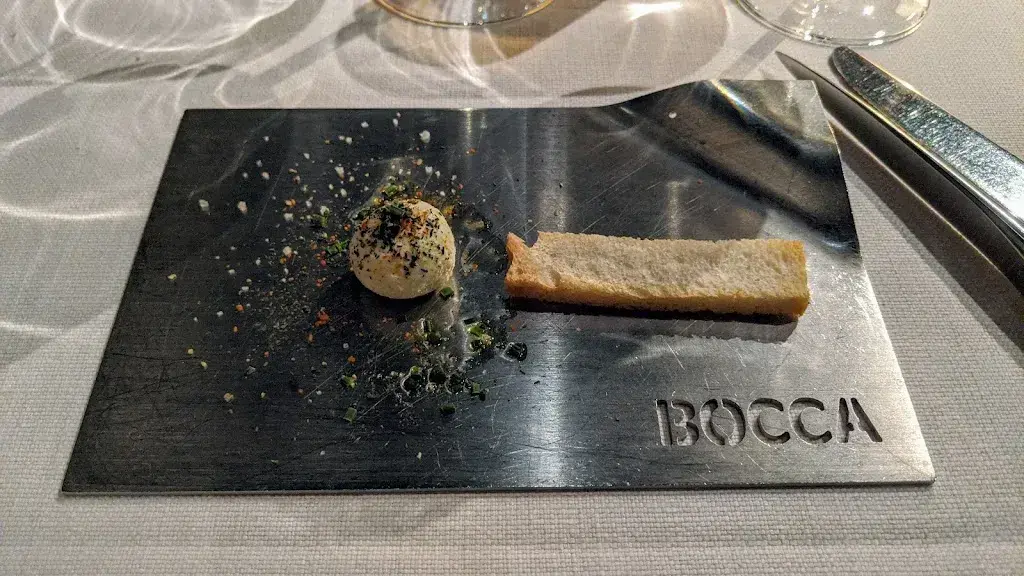 Thanh-Long Nguyen_Le Bocca_St Blaise_review