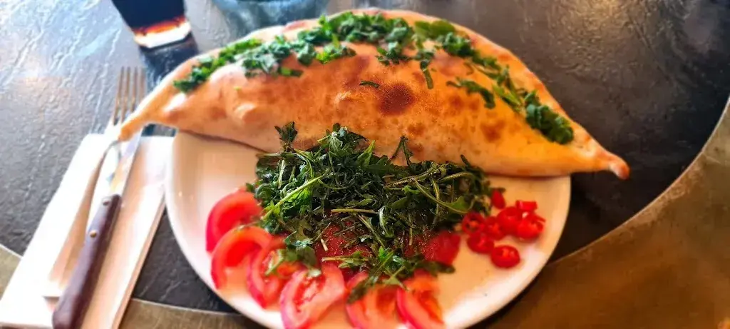 Menu_Restaurant Pizzeria Zentrum_Täuffelen_image_6