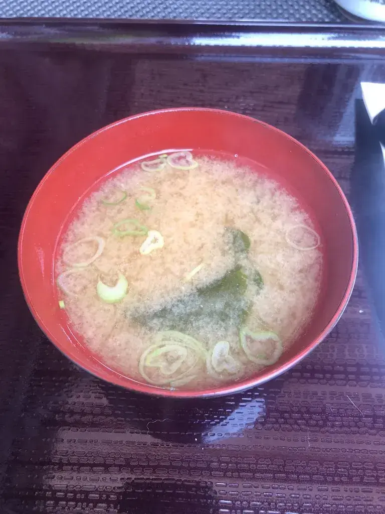 Neegy Zomzom_Restaurant Au Banneret_La Neuveville_review