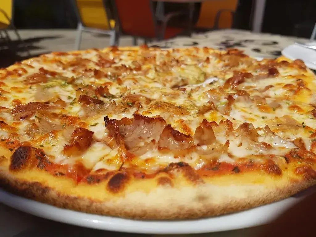 Nathaniel Fernandez_Alpen Pizzeria_Fraubrunnen_avis